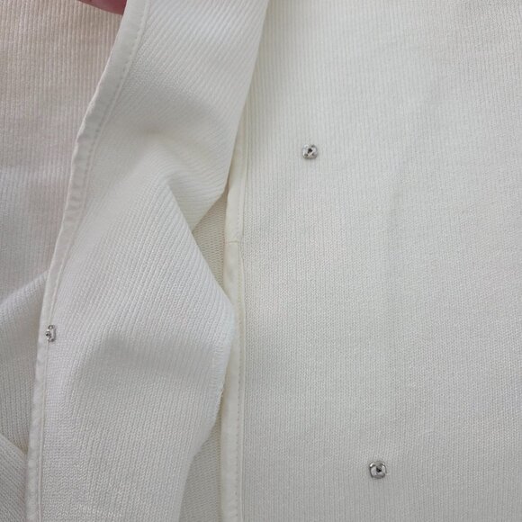 Ivory Top With Bow 8 - Picture 2 of 8